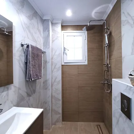 Happiness 6 Sidárion